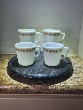 Pyrex Butterfly Gold Mugs X 4